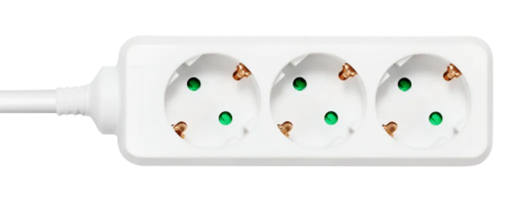 Grenuttag med 3 jordade uttag och barnskydd, 5 m kabel, vit